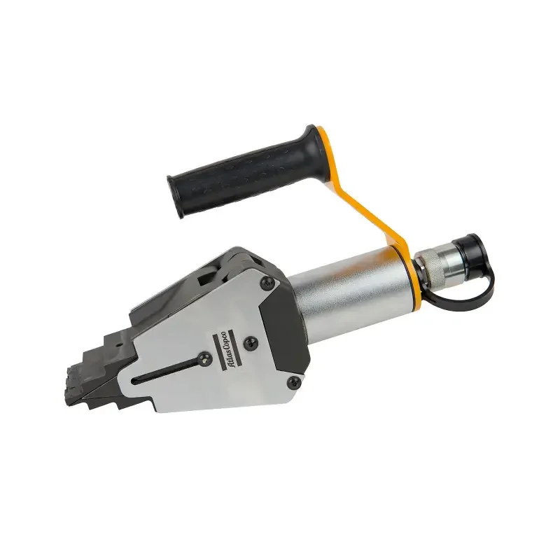 boukal1-3050026