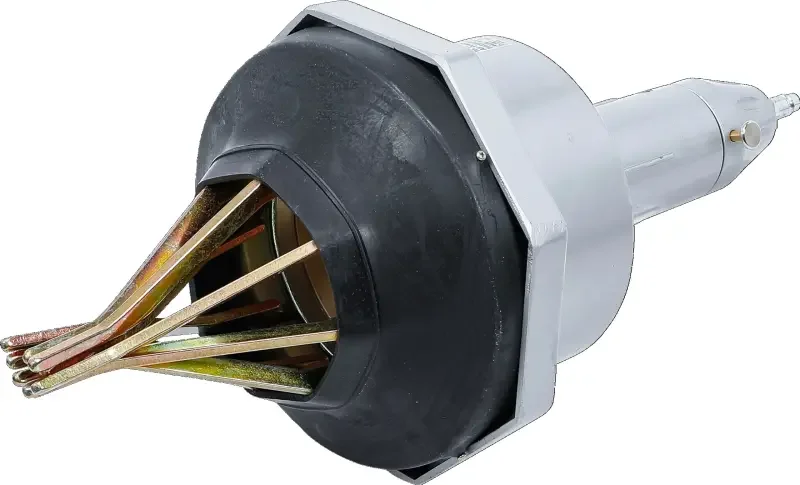 boukal1-3183200